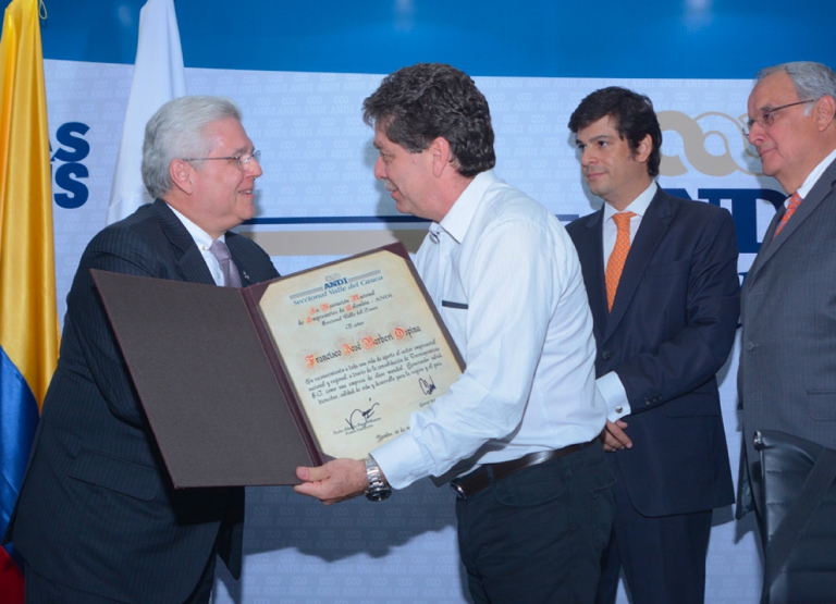 La ANDI Seccional Valle exaltó la trayectoria de Francisco José Barberi, presidente de TQ